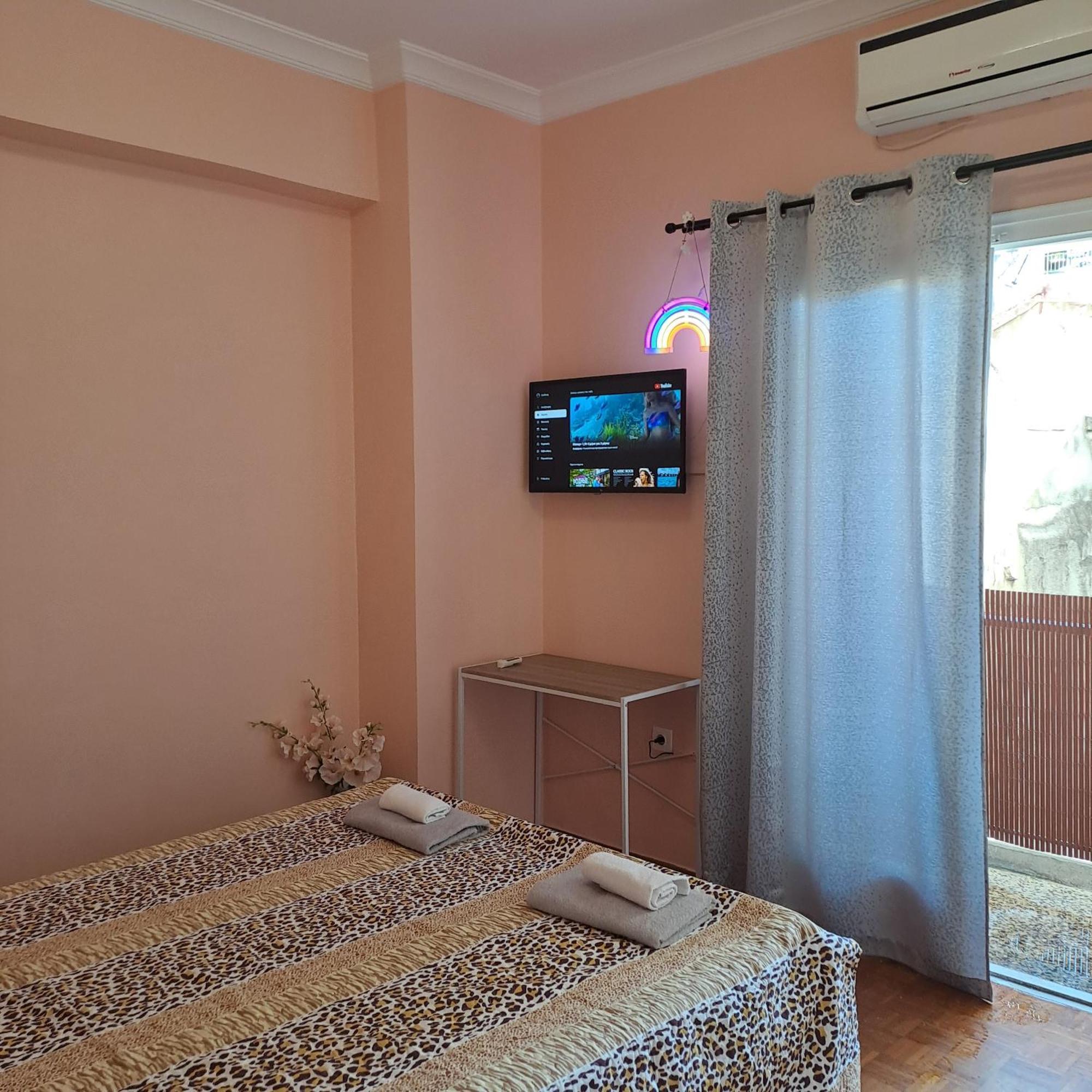 Riga Fereou Apartments Patras Esterno foto